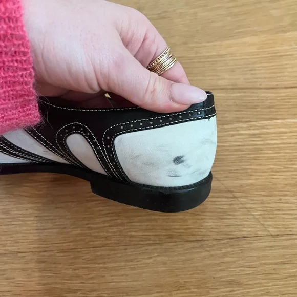 MANOLO BLAHNIK Vintage Black and White Oxford Dress Shoes - Picture 6 of 9